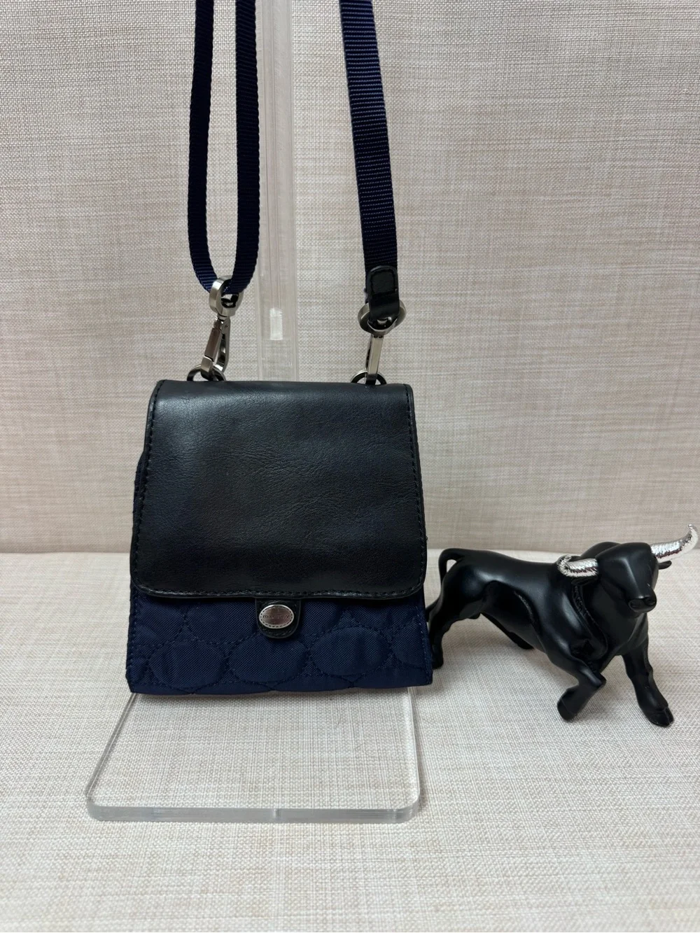 Mosey Navy and Black Compact Crossbody Wallet - Sleek Everyday Bag